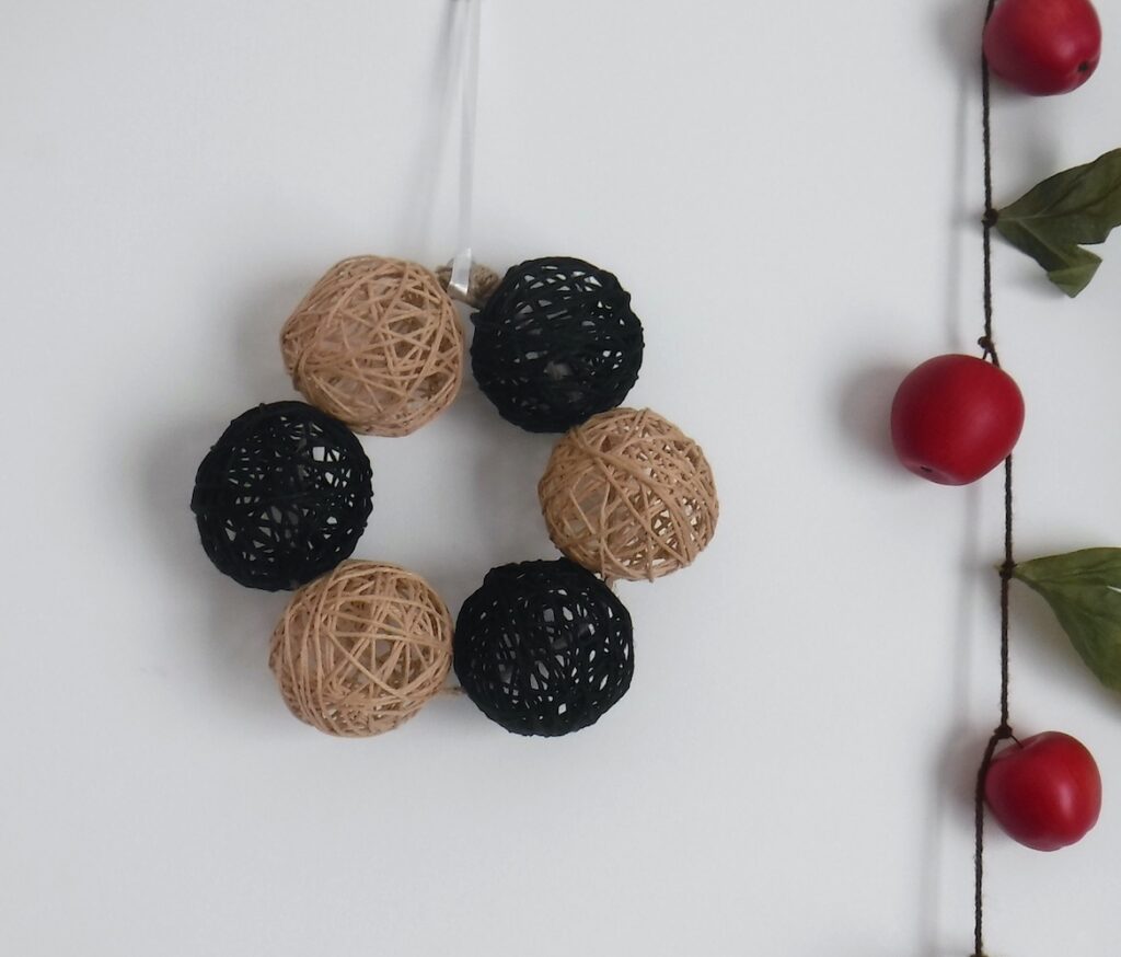 簡単に出来るコットンボール！おしゃれに楽しく飾るアレンジ例 ちょうどいい